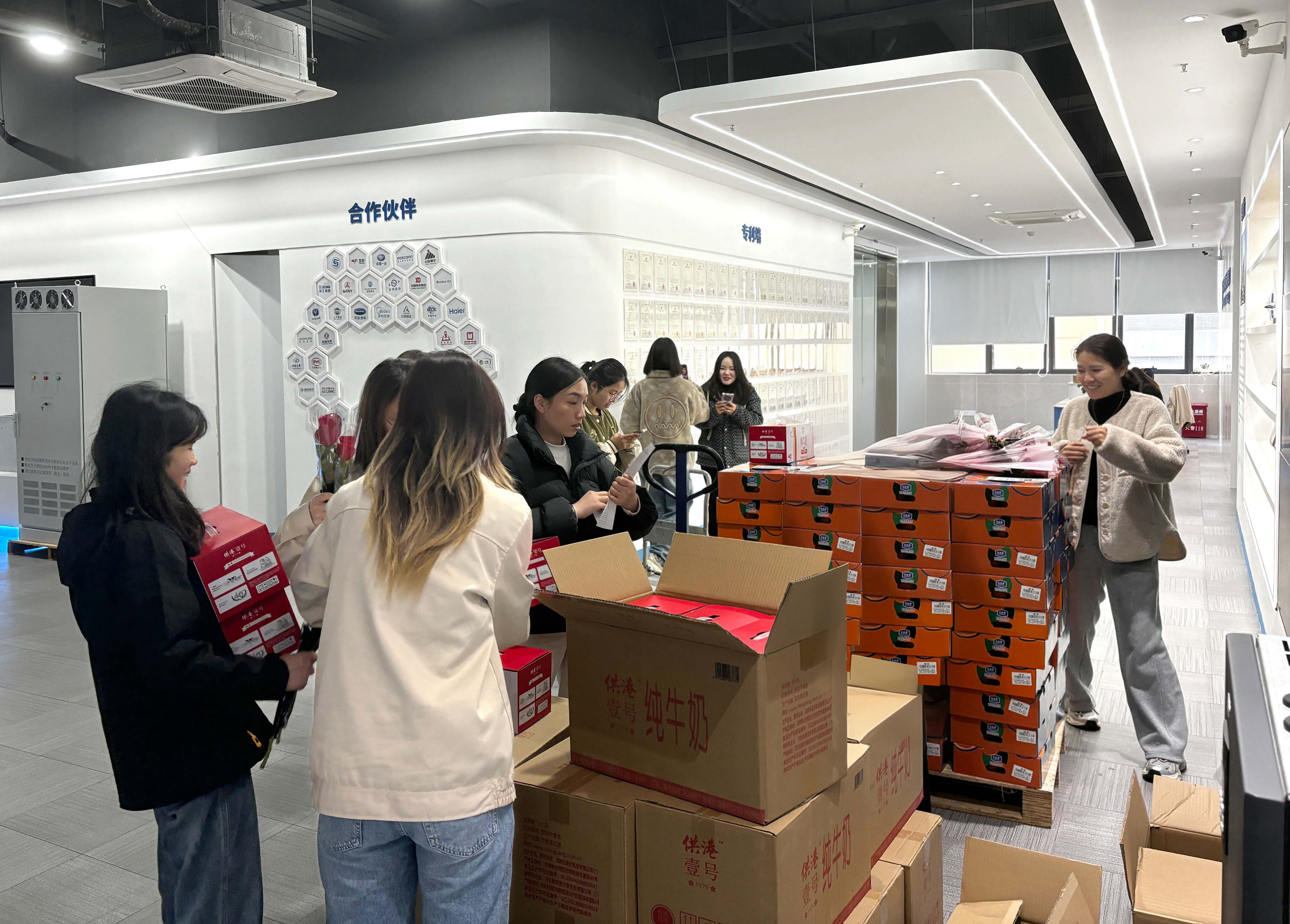 广发体育女神节特辑：巾帼不让须眉，女神节，愿快乐如影随形，绽放你的独特光芒！